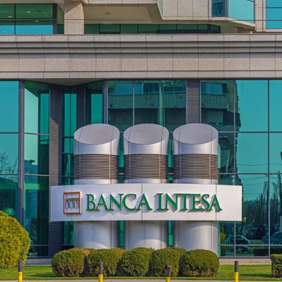 Comprare azioni Intesa Sanpaolo